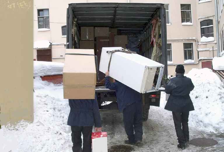 Дешевая доставка дивана из Москвы в Серпухов