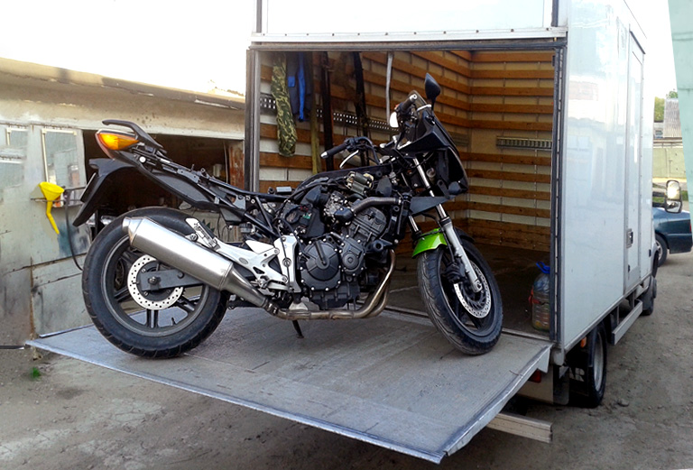 Доставка мотоцикла стоимость из Остравы в Бяла-Подляска